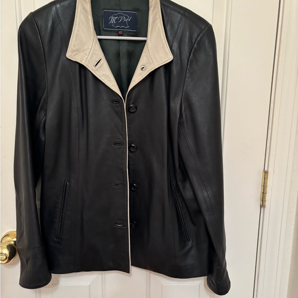 Elegant Brown and Cream Sheepskin Leather Jacket from Spain. M Piel brand.